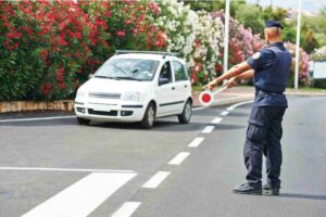 posto di blocco non solo patente libretto